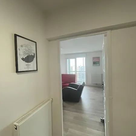 Spacieux Bellevue De 1 A 6 Personnes Apartment